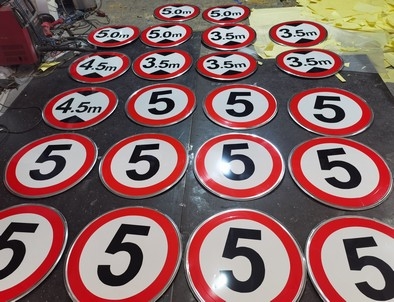 固原固原限速交通标牌厂家