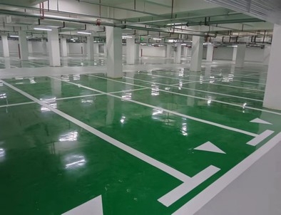 固原固原小区停车场标线